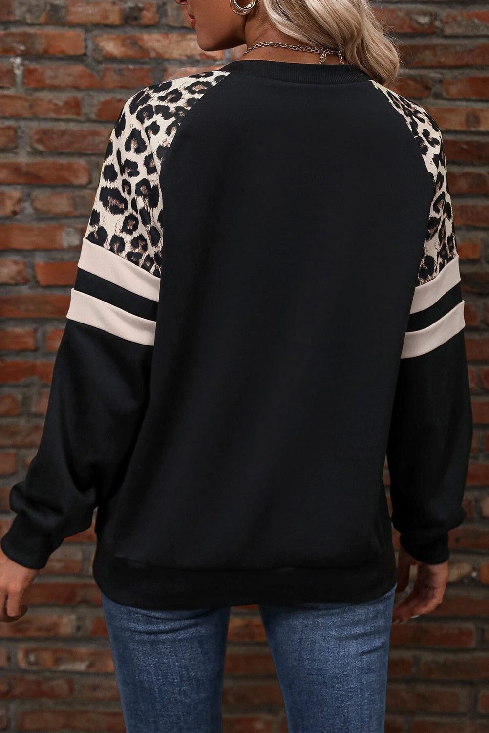 Leopard Print Raglan Sleeve Sweatshirt