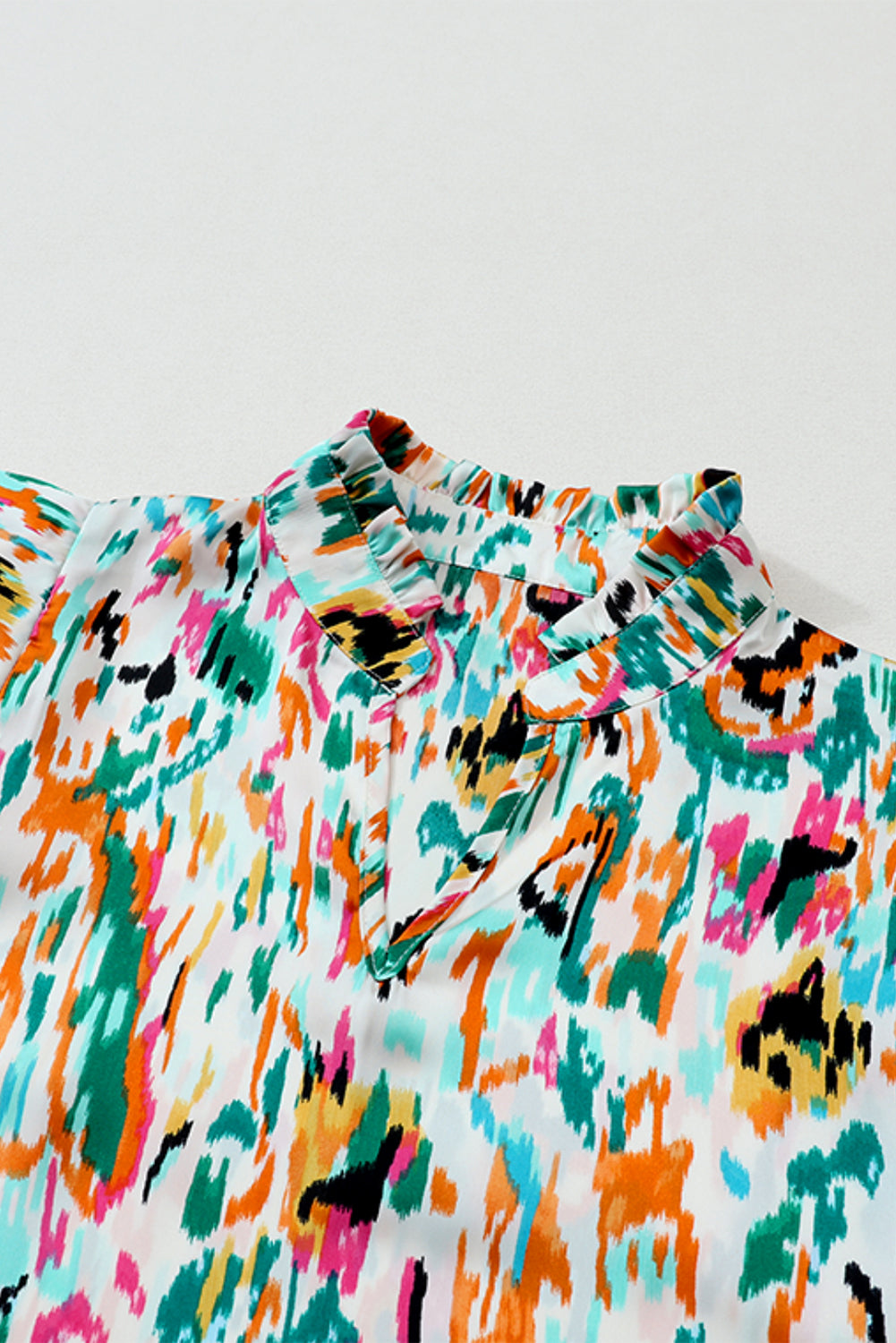 Multicolor Abstract Print 3/4 Puff Sleeve Ruffle Blouse in Teal Multicolor