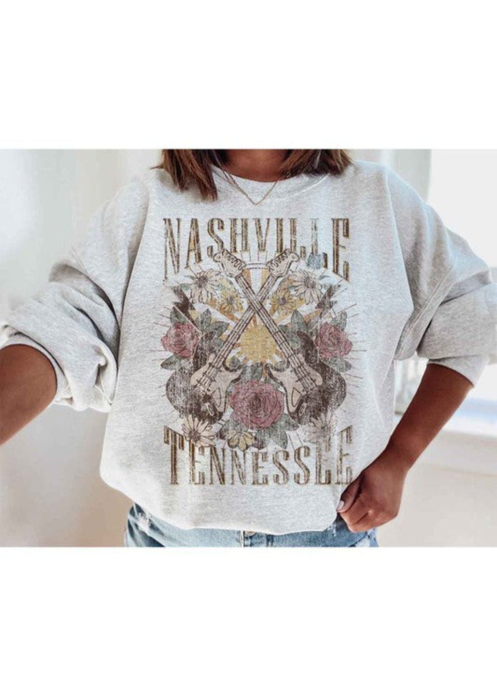 Nashville Tennessee Graphic Sweatshirt in CURVY SIZE ONLY