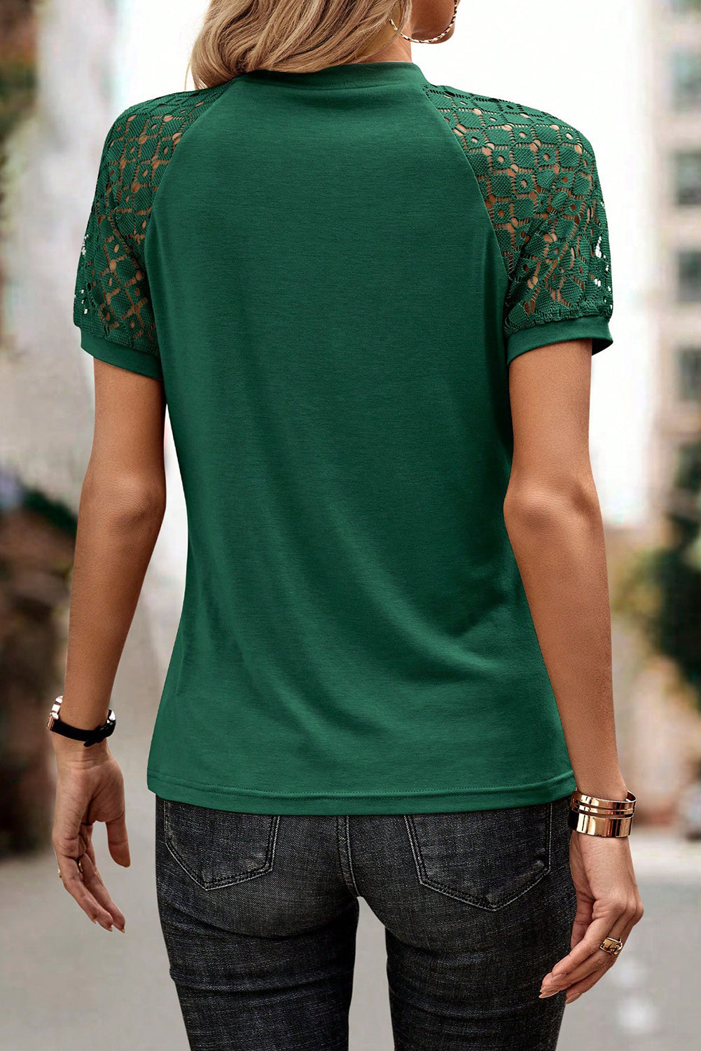 Seamed Detail Contrast Lace Raglan Sleeve Tee in Green