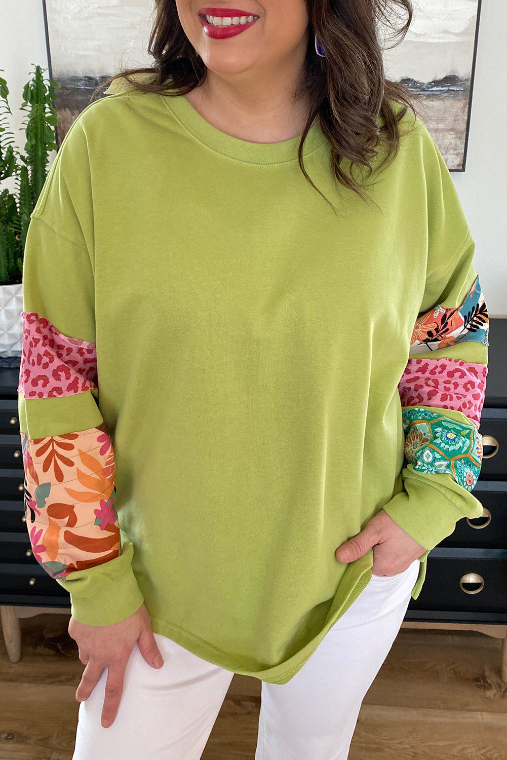 Green Printed Patchwork Sleeve Split Sweatshirt in CURZY SIZE ONLY