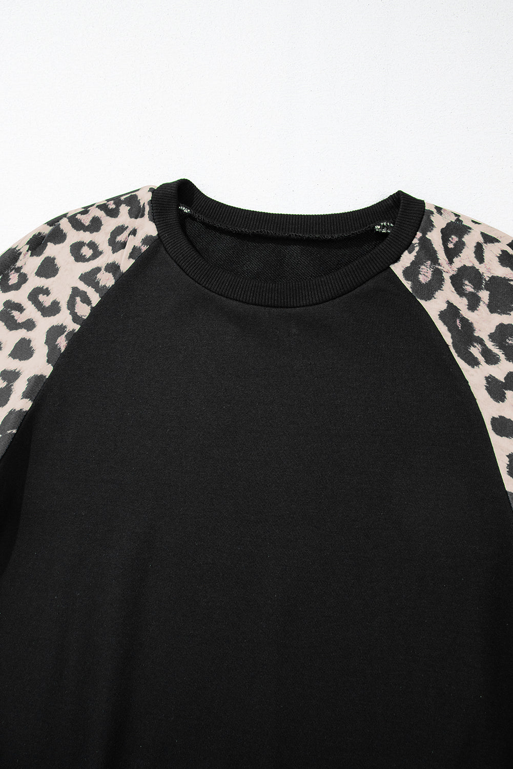 Leopard Print Raglan Sleeve Sweatshirt