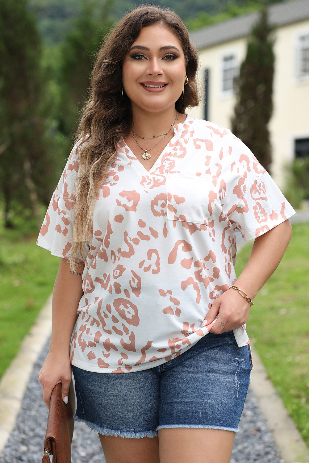 White Leopard Print V Neck Short Sleeve Top CURVY SIZE ONLY