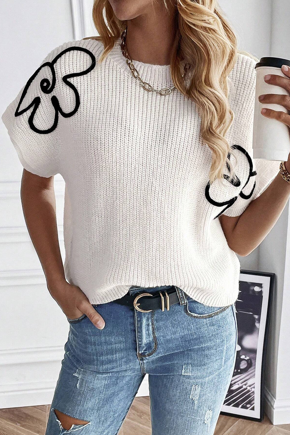 Flower Embroidery Short Sleeve Sweater in white