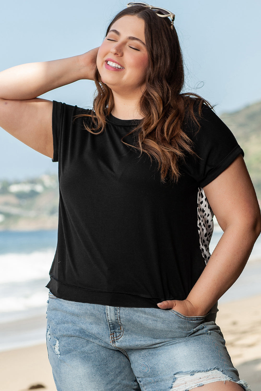 Black Cheetah Back Rolled Cuffs T-shirt in Curvy Size Only