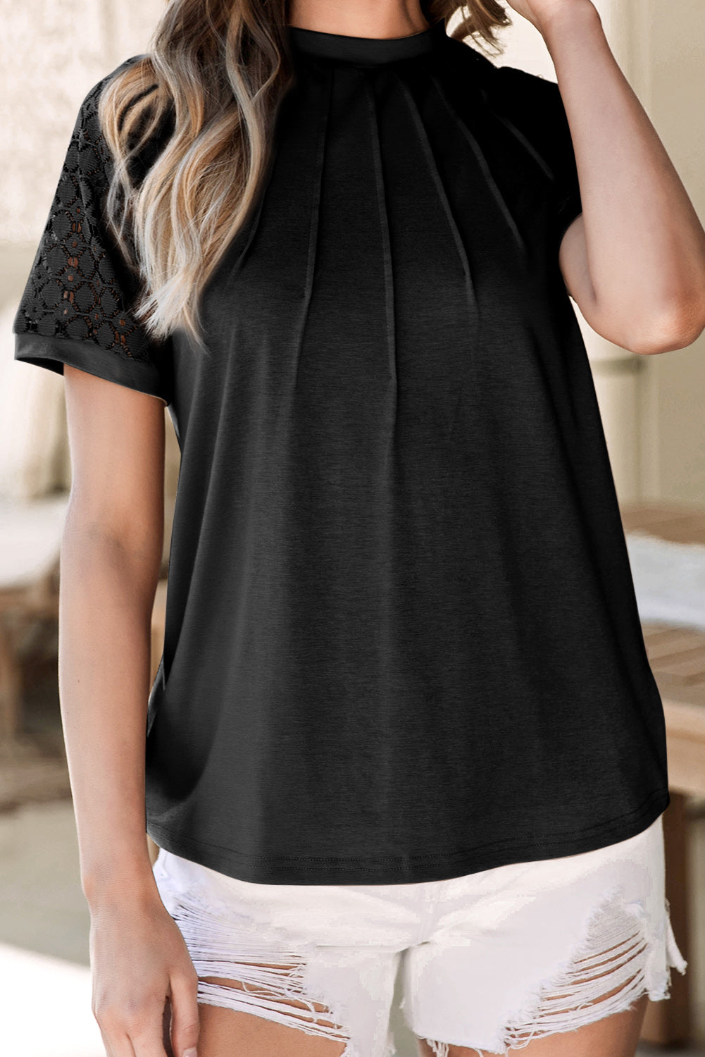 Seamed Detail Contrast Lace Raglan Sleeve Tee in Black