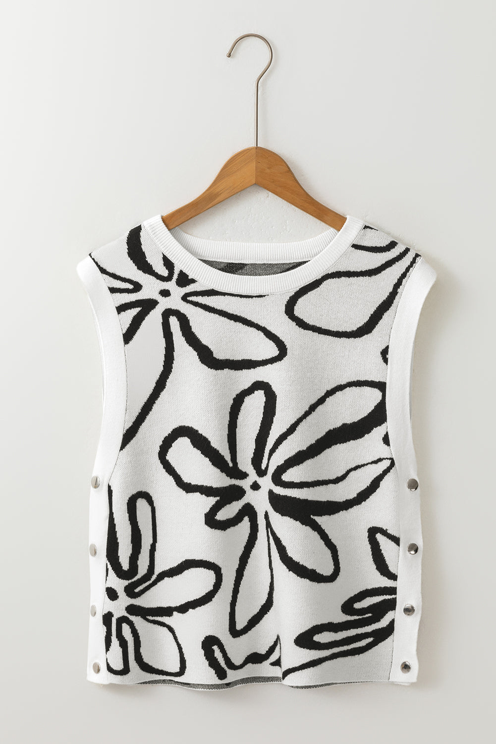 Button Sides Sleeveless Floral Knitted Top