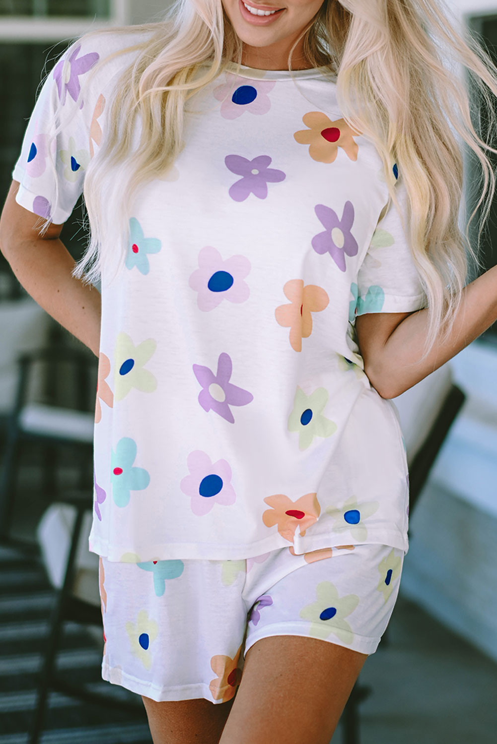 Flower Print Short Sleeve High Waist Two Piece Shorts Set in white