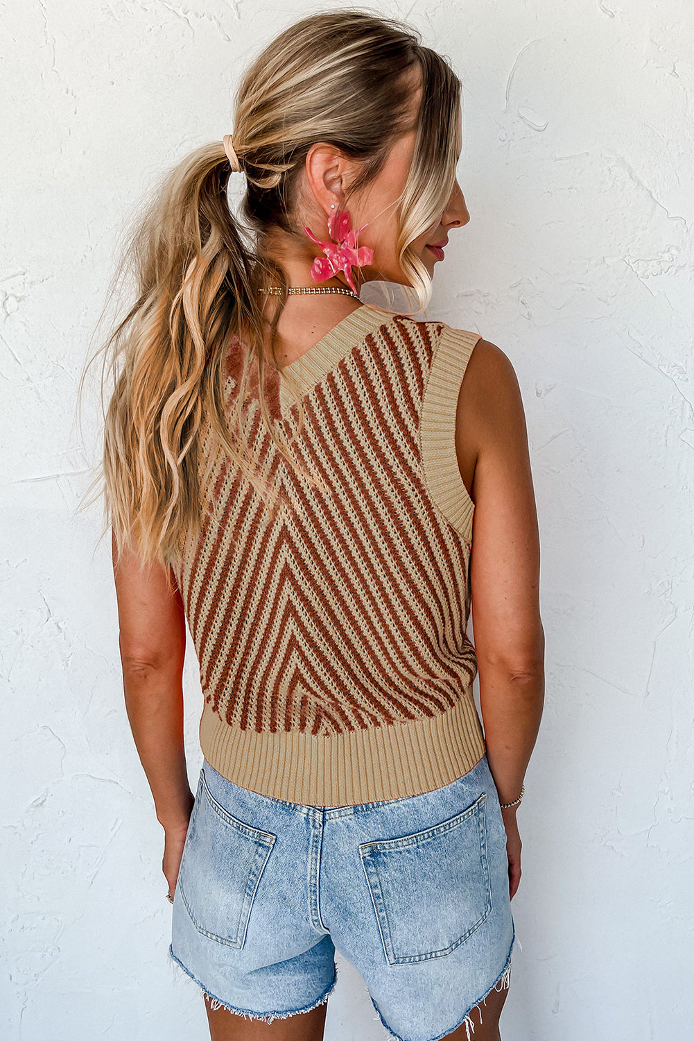 Contrast Chevron Knit V Neck Sweater Vest in French Light Beige