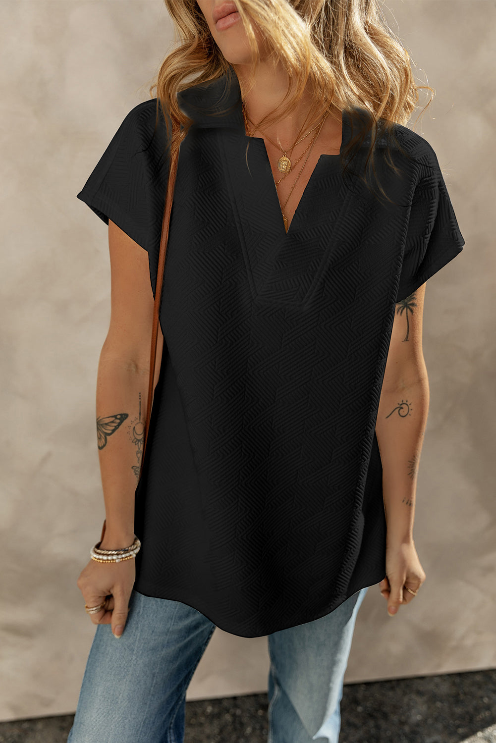 Textured V Neck Collared Short Sleeve Top in black