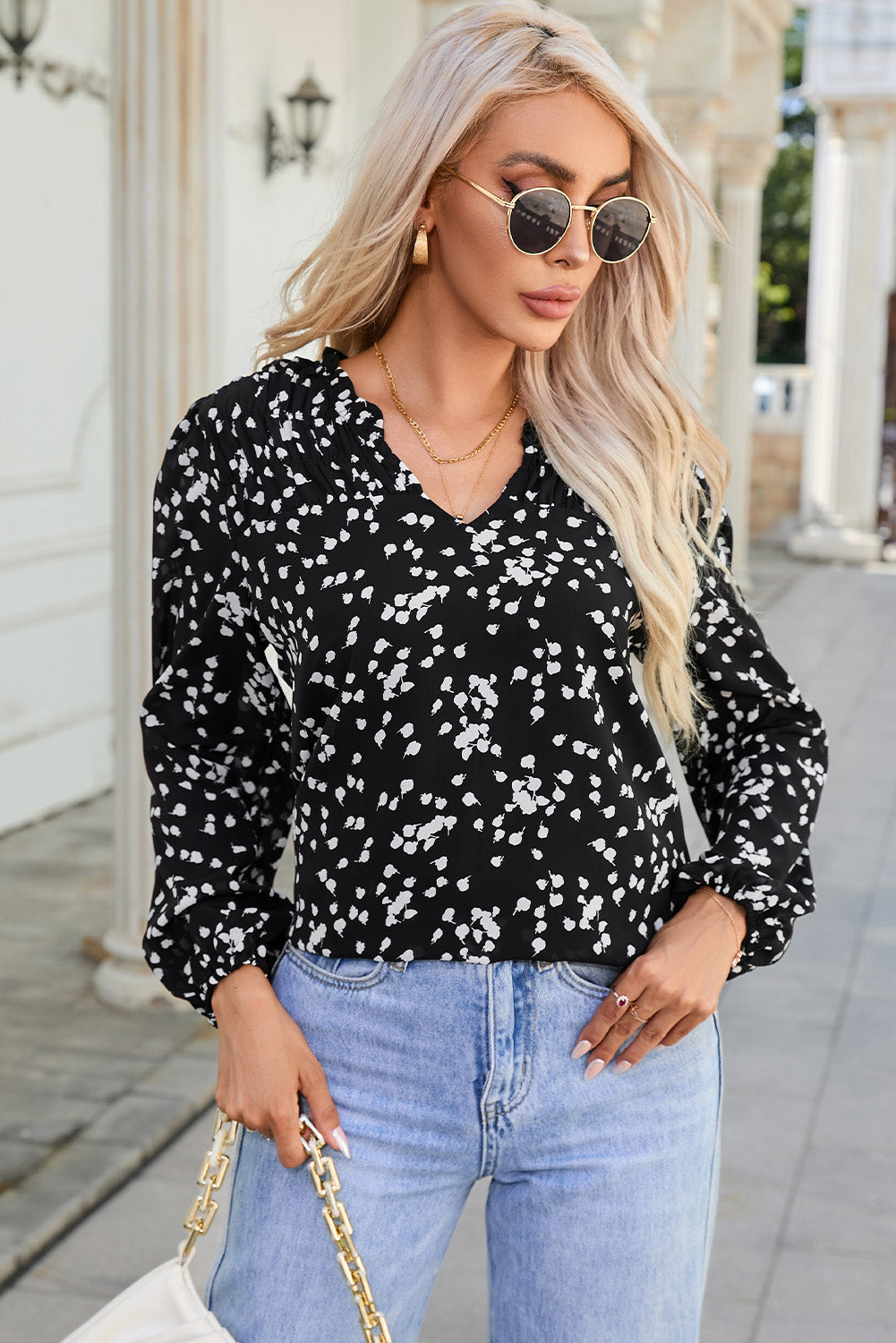 V-Neck Printed Crinkled Long Sleeve Blouse in Black