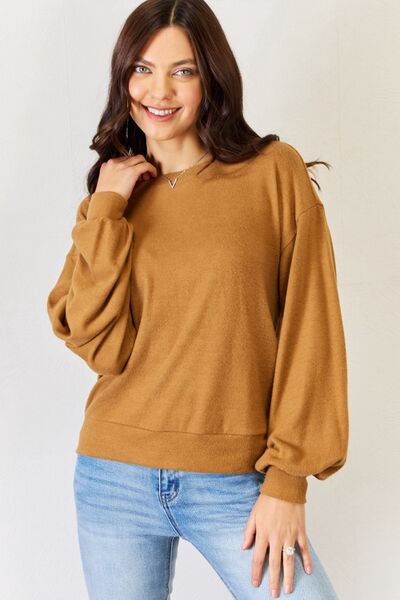 Round Neck Long Sleeve Top in Pale Brown