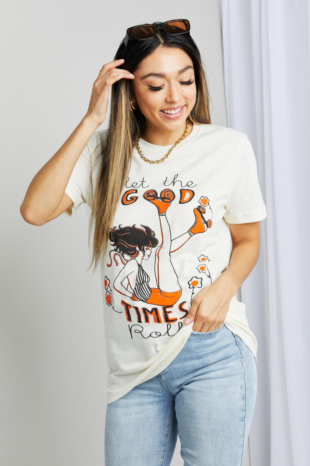 LET THE GOOD TIMES ROLL Graphic Tee in Ivory