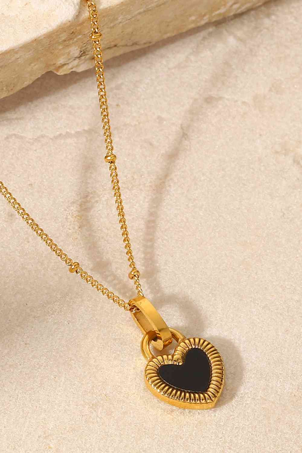 Black Heart Pendant Necklace