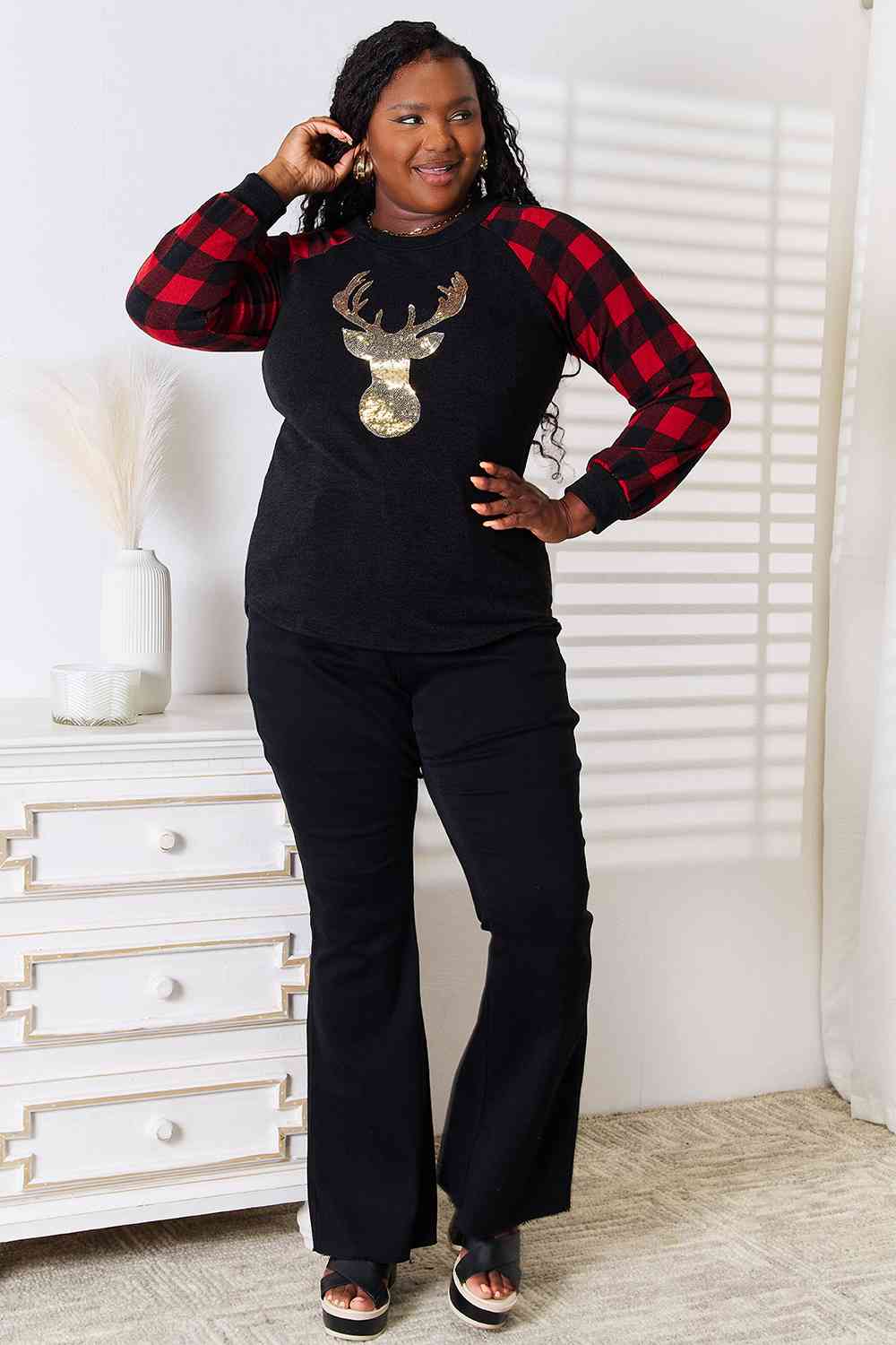 Sequin Reindeer Graphic Plaid Top in Black