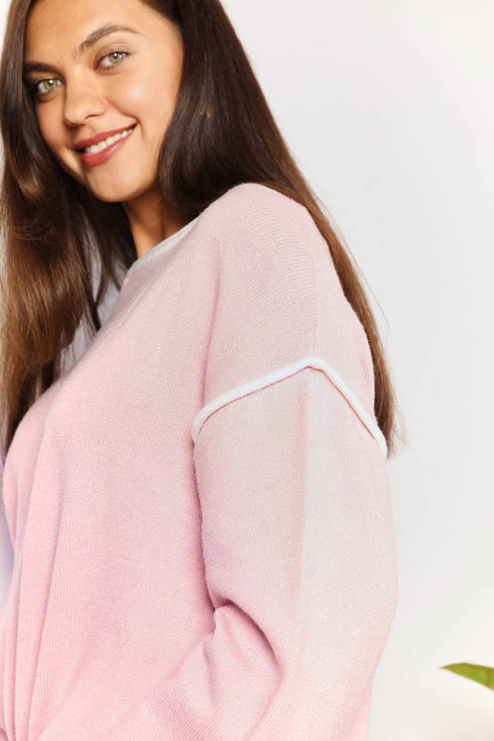 Contrast Detail Dropped Shoulder Knit Top in Blush Pink