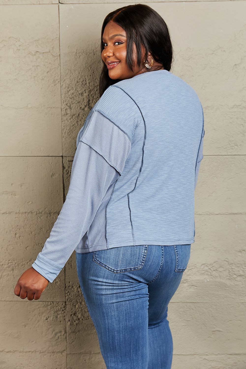 Understand me Oversized Henley Top in Misty Blue