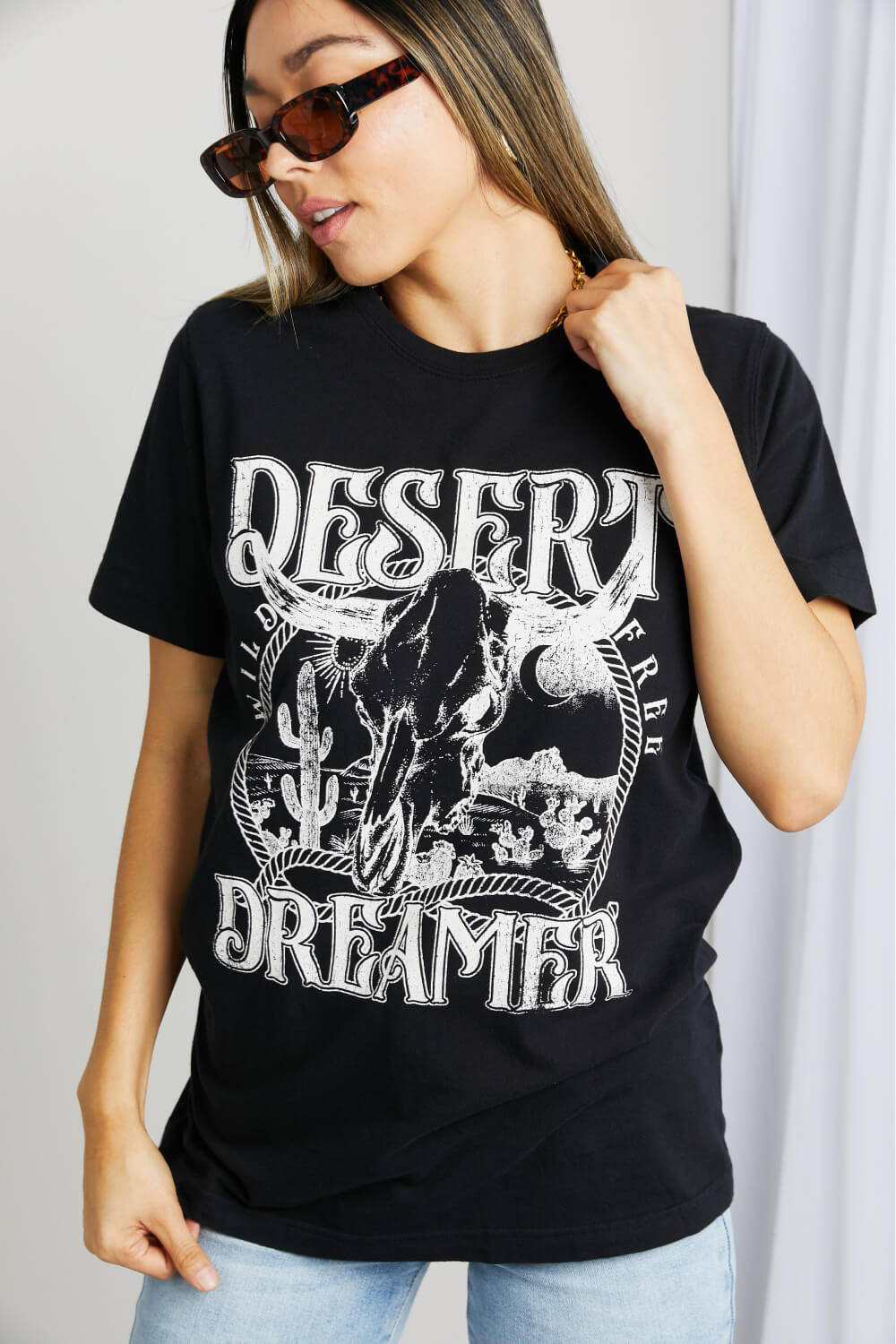 DESERT DREAMER Graphic Tee in Black