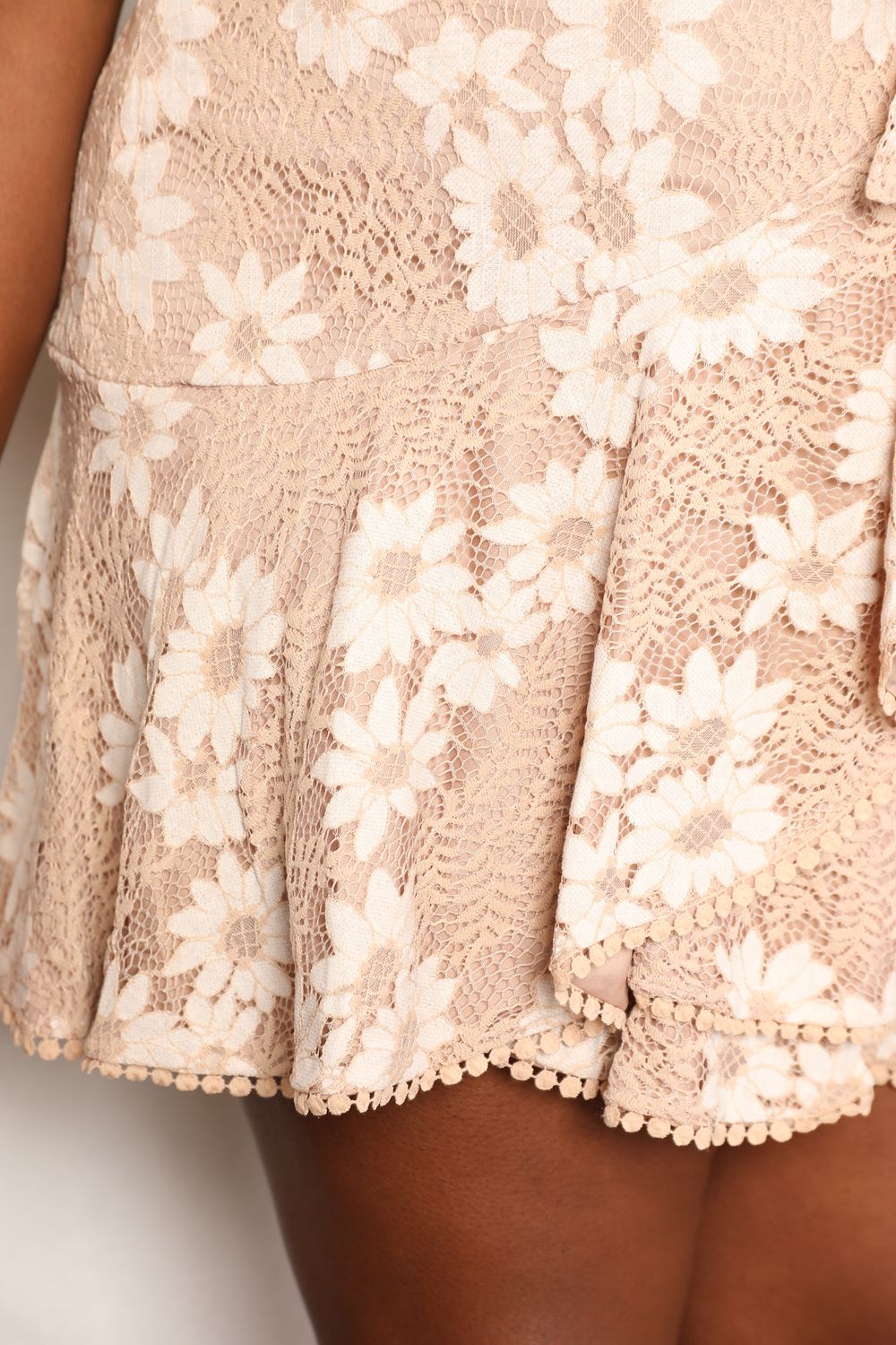Floral Lace Pompom Detail Tie-Waist Flutter Sleeve Dress in Sand