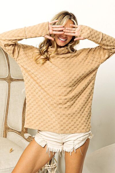 Checkered Long Sleeve Top with Thumphole in Taupe