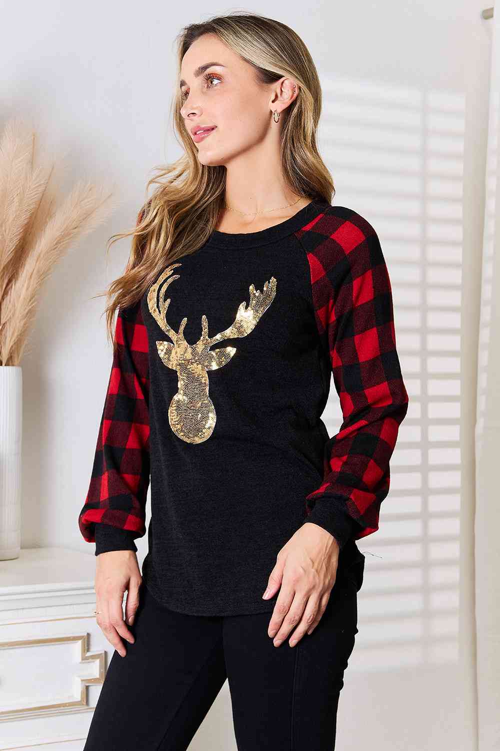 Sequin Reindeer Graphic Plaid Top in Black