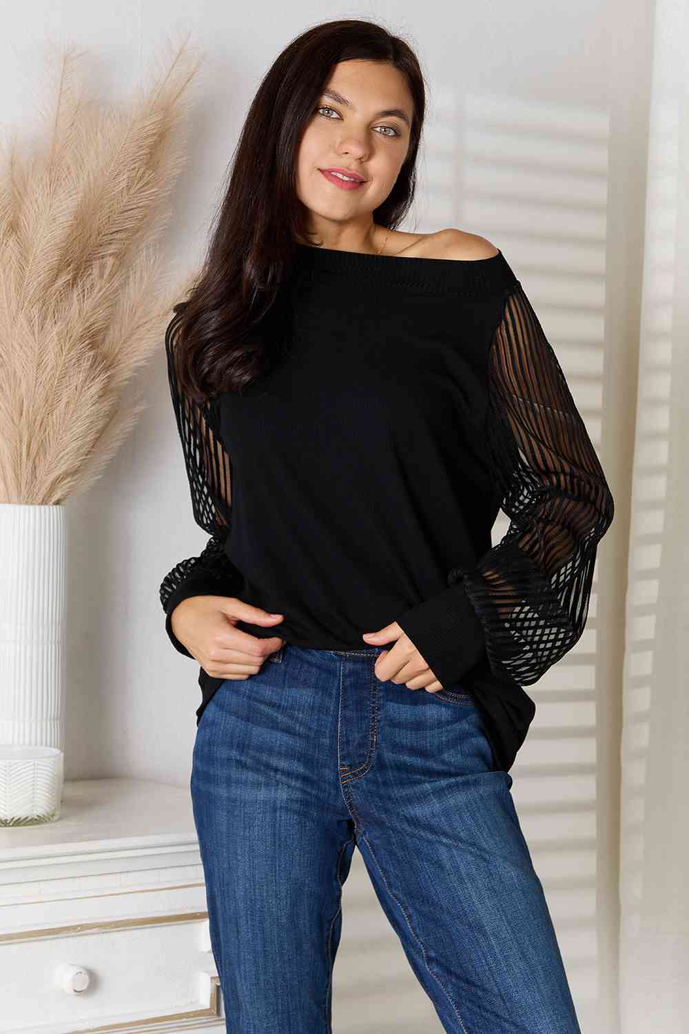 Black Round Neck Raglan Sleeve Blouse